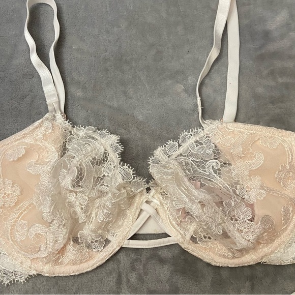 New! SET Victoria’s Secret Dream Angels Cream Push Up Bra and Panty 10468 - Picture 4 of 10